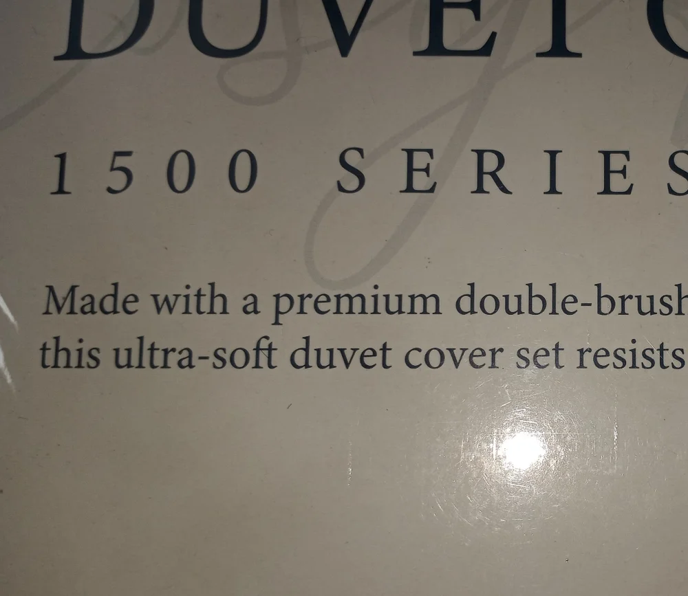 King/ Cal King Duvet Cover Set - 1500 Micro fiber blend Two Pillow Cases inc